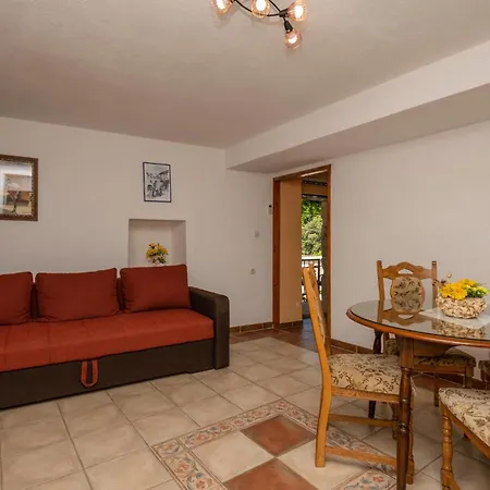 2 Bedroom Gorgeous In * Baška Voda